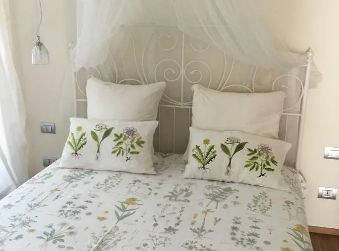 Guest house Il Montetto3 -giardino Privato -parcheggio Privato- Vicino A Lerici 3*
